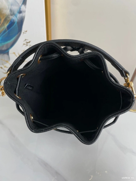 WIS NANO LOUIS NOÉ VUITTON 0105